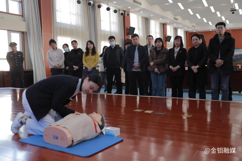 20241220-急救技能演示.JPG